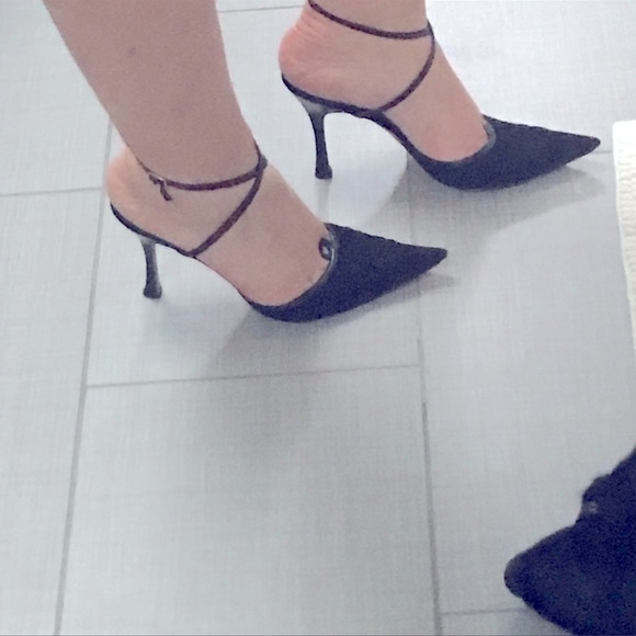 𝅺MANOLO Blahnik 39 strappy suede mules stilettos pointy toe high heels - Picture 1 of 12